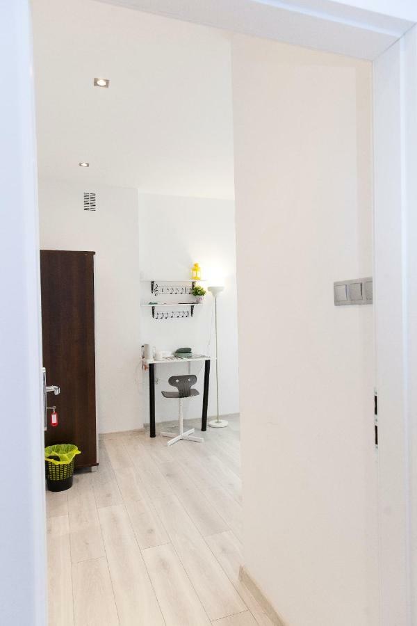 Comfortable Rooms Poznań Esterno foto